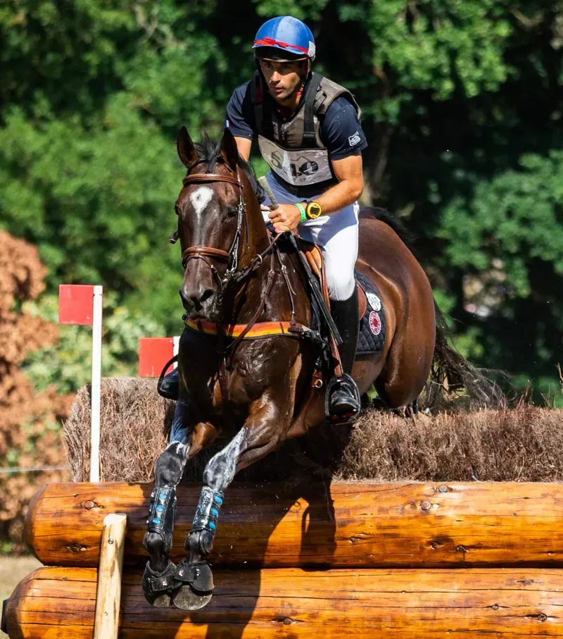 Ballistic No-Turn Over Reach Boots / Black-1