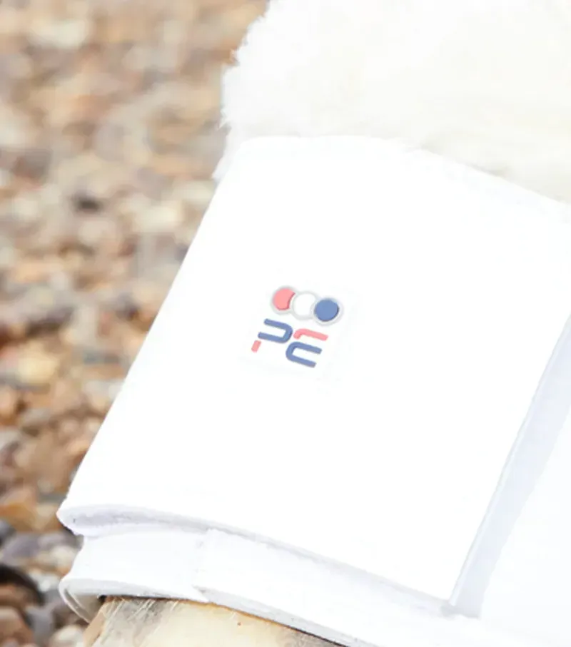 Carbon Tech Techno Wool Over Reach Boots / White-2