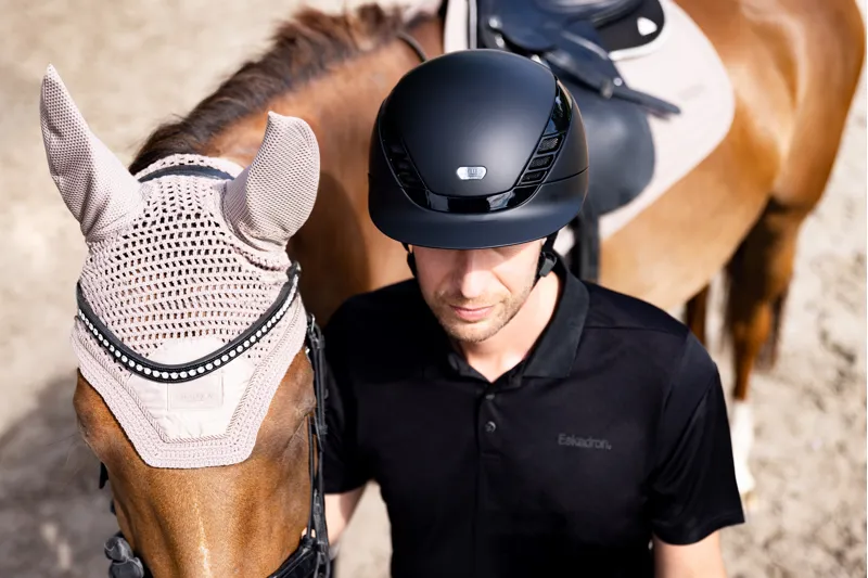 Pikeur Abus AirLuxe PURE Helmet - Black Matt-5