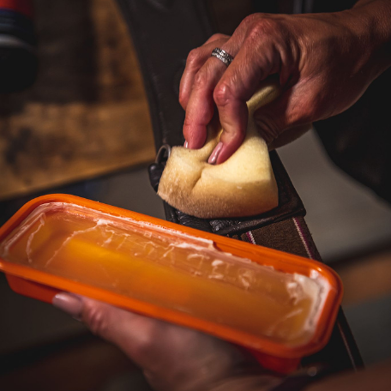 Carr and Day and Martin Belvoir Tack Conditioner Step 2 Bar-1