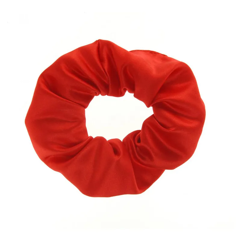 ShowQuest Plain Scrunchie in Red