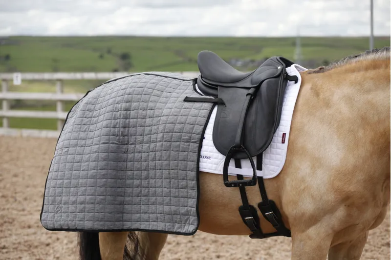 Thermatex Quarter Sheet Grey with Black Binding-1