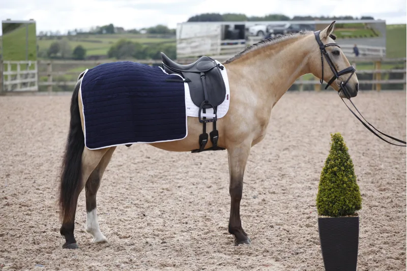 Thermatex Quarter Sheet Grey with Black Binding-2