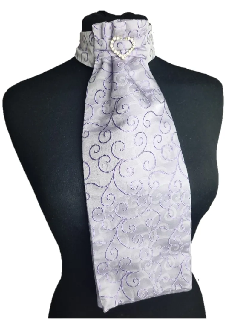 Dressage Deluxe Laura Ready Tied Stock - Set