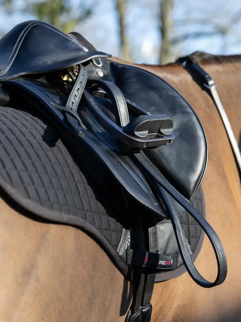 LeMieux Arika Stirrup Leather - Black-1