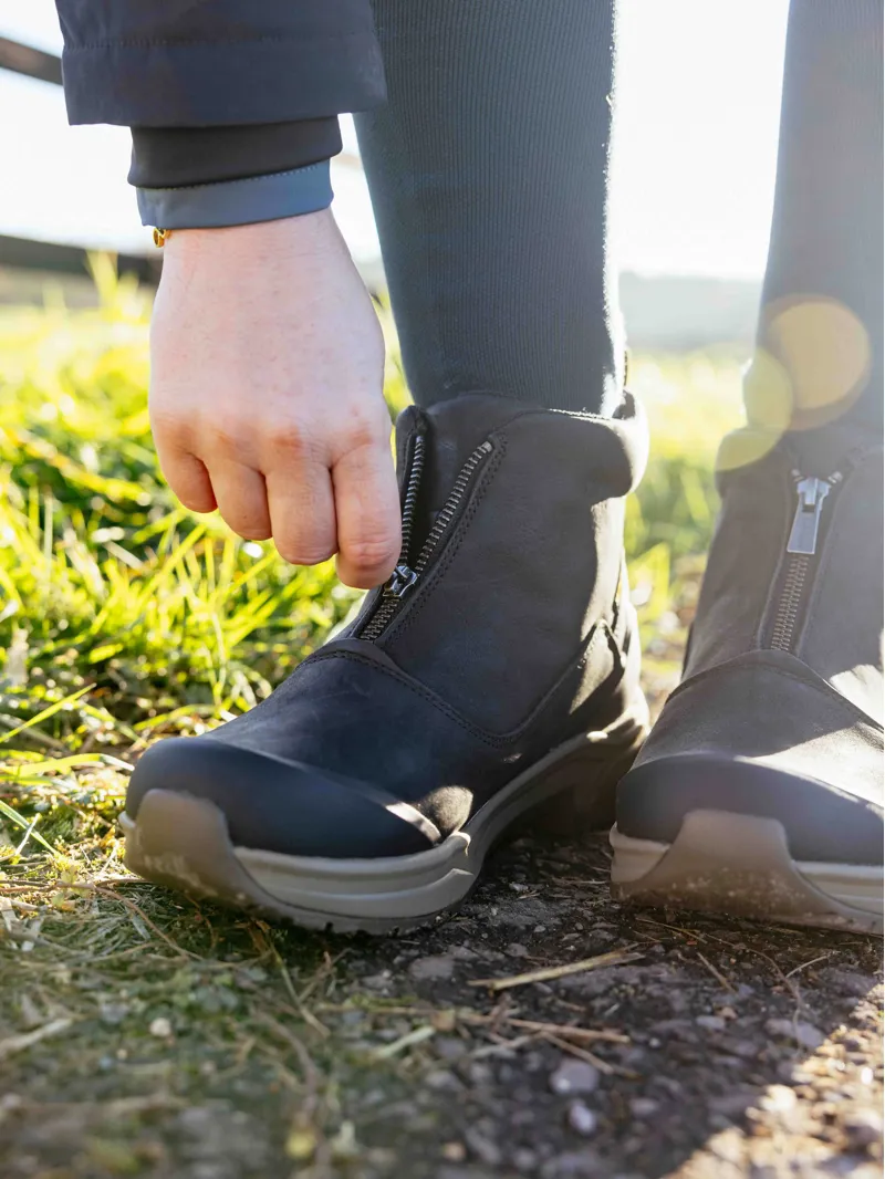 LeMieux Trex Waterproof Zip Boots - Black-3
