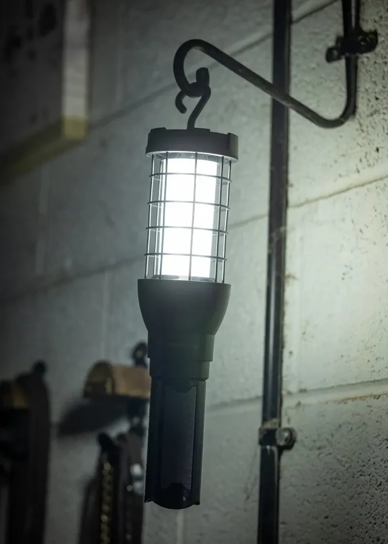 Woof Wear Tripod Led Lantern-1