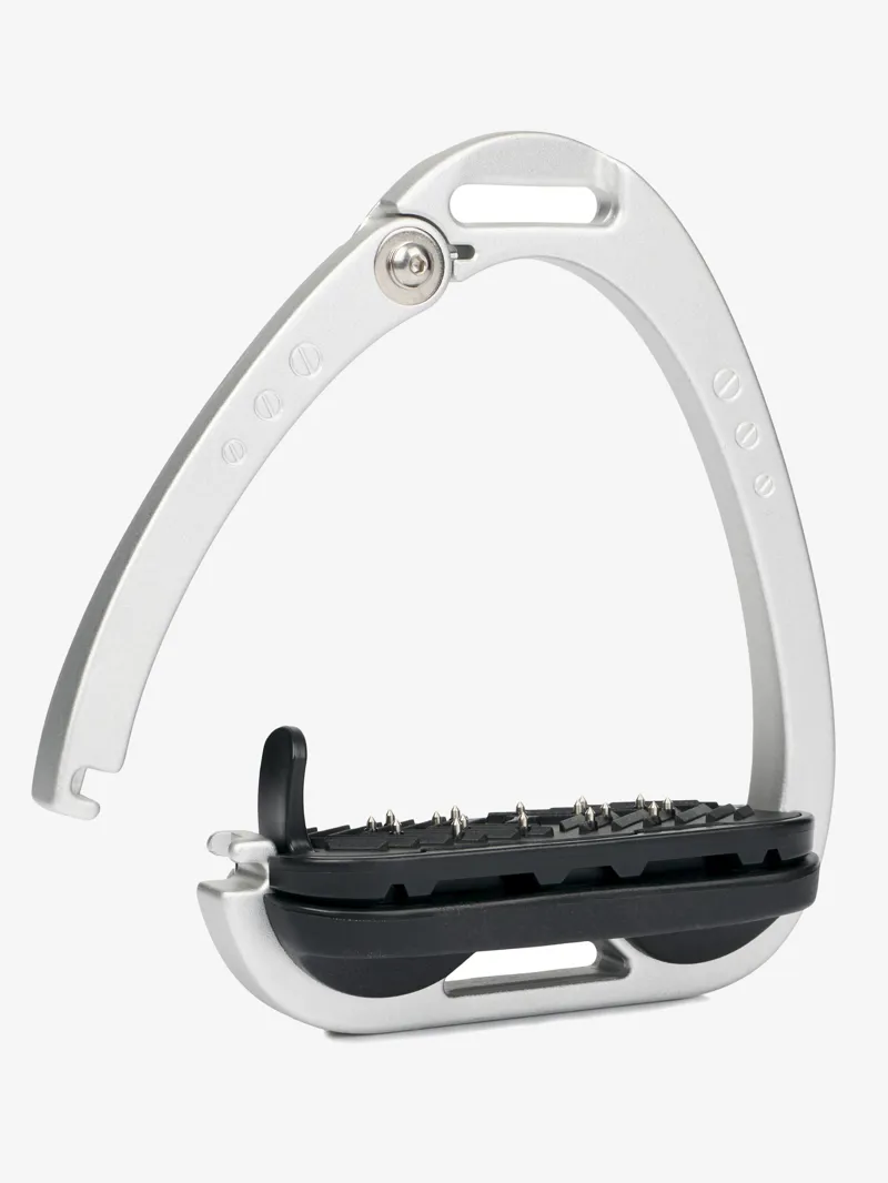 LeMieux Vector Balance Stirrup - Aluminium-1
